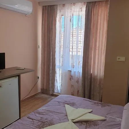 Къща За Гости Оазис Gæstehus