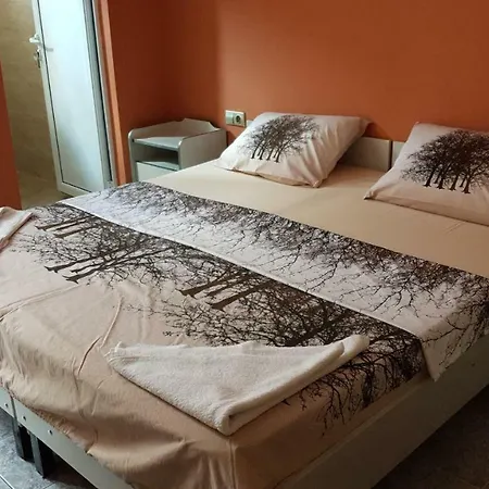 Къща За Гости Оазис * Pomorie