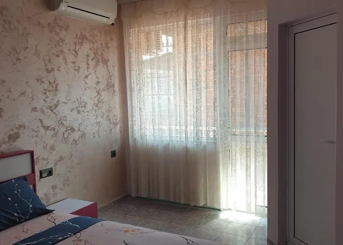 Vendégház Къща За Гости Оазис *