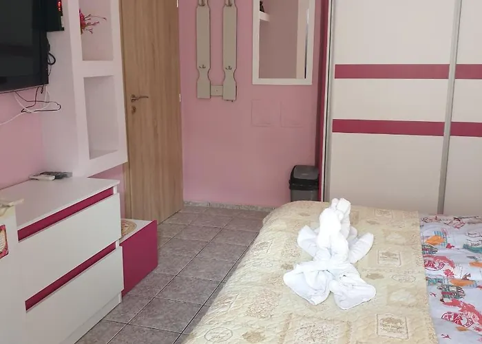 Къща За Гости Оазис Vendégház *