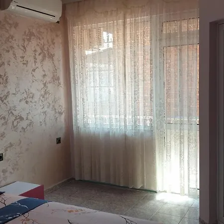 Vendégház Къща За Гости Оазис *