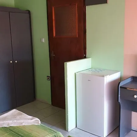 Къща За Гости Оазис Vendégház *